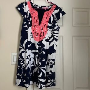 Lily Pulitzer swing dress size L